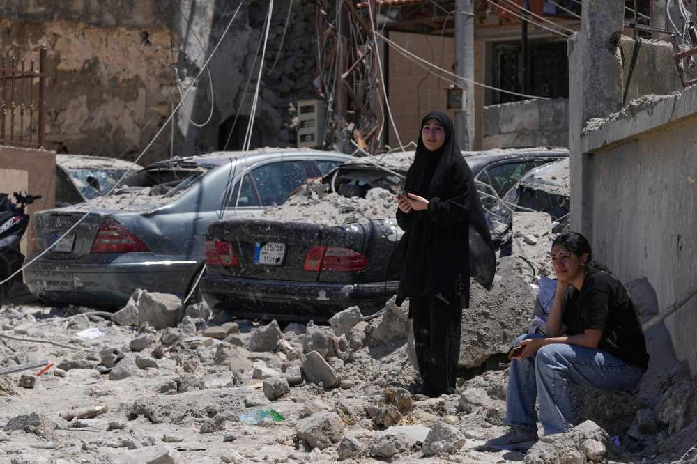 Lebanon-Israel Deal Sparks Civil War Fears as Hezbollah Disarmament Debate Erupts