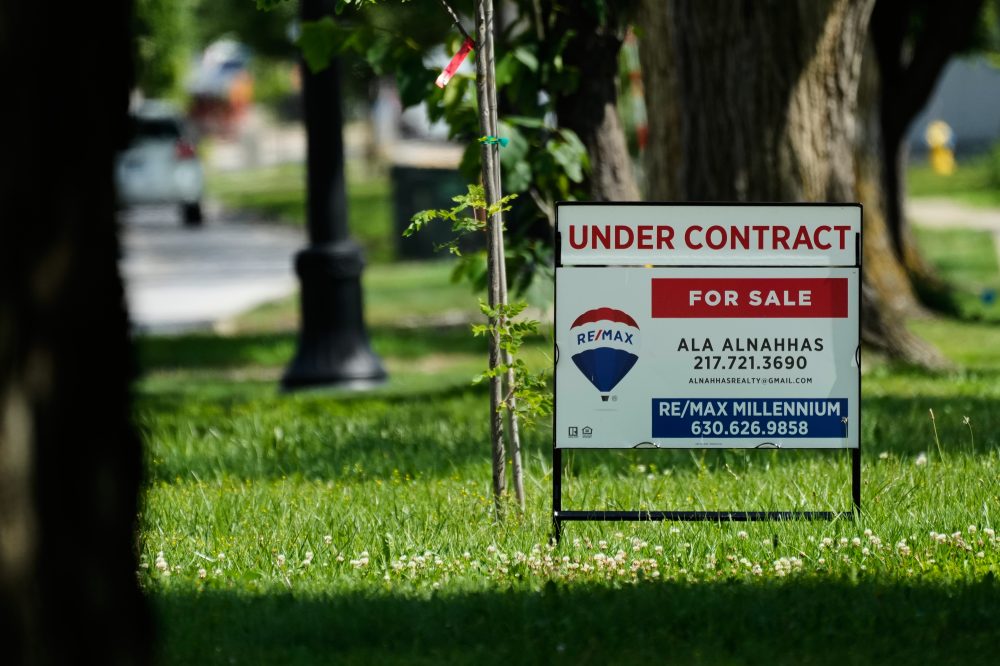 30-Year Mortgage Rate Climbs to 6.49%, Squeezing Homebuyers’ Budgets
