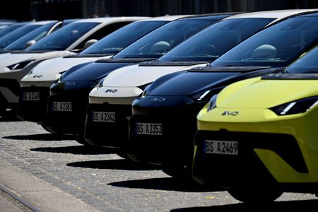 Global EV Sales Rise for Fourth Month as Europe Surges, U.S. Slips