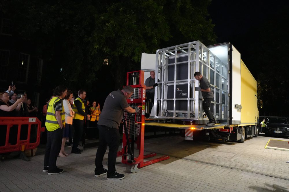 Historic Bayeux Tapestry Arrives in London After Secret Overnight Journey from France