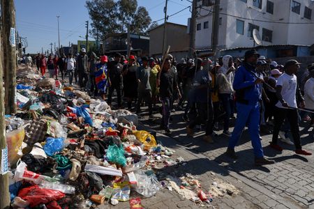 Anti-Migrant Protests in South Africa Could Backfire Economically, Experts Warn