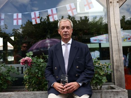 UK Police Probe Over $670K in Donations to Farage’s Reform Party