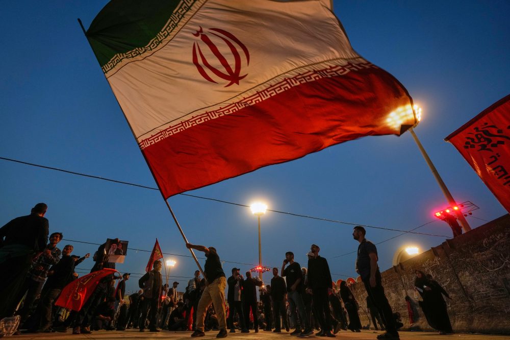 Unknown Airstrikes Hit Iran After U.S. Concludes Its Attacks, Sparking Mystery