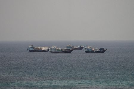 Trump: Strait of Hormuz Remains Open Despite U.S.-Iran Tensions