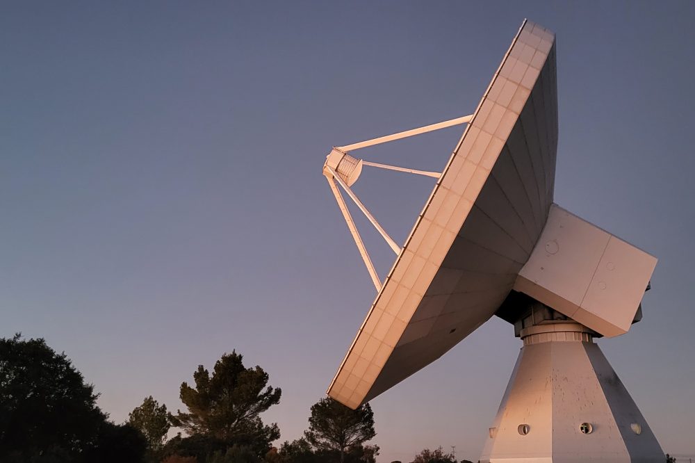 Astronomers Detect a Sweet Surprise Floating Between the Stars