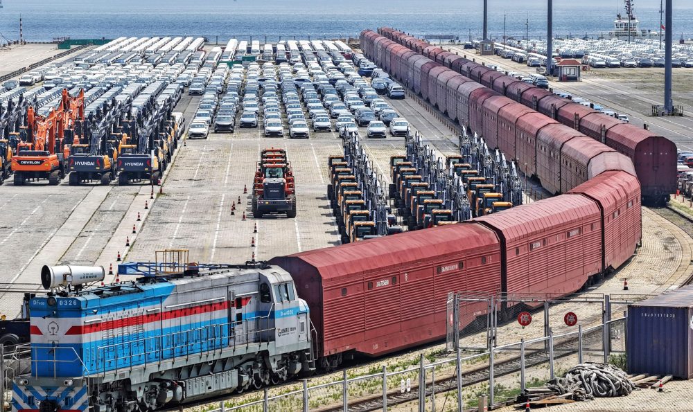 China’s Exports Leap 27% as Artificial Intelligence Boom Fuels Demand