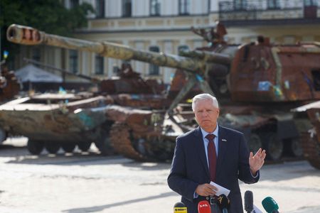 Graham’s Death Raises Questions About Ukraine’s Future U.S. Support