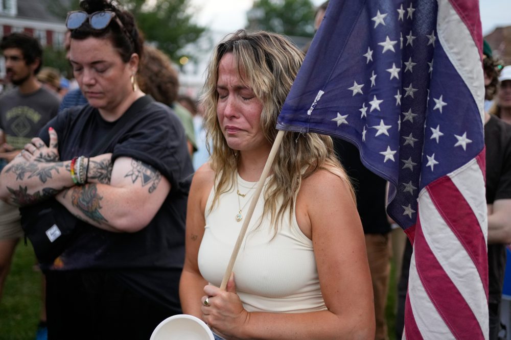 ICE Officer Fatally Shoots Maine Driver During Immigration Operation, Raising Questions