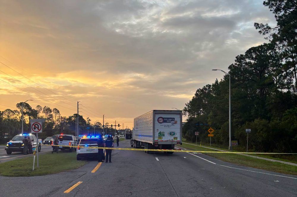Man Killed by Semi-Truck While Fleeing ICE Agents in Florida