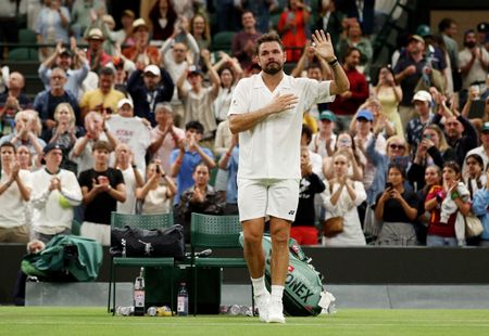 Stan Wawrinka Says Goodbye to Clay at Swiss Open Gstaad