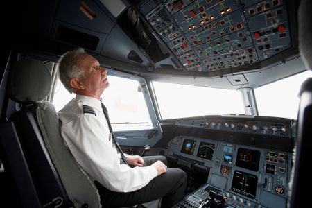 ‘Miracle on the Hudson’ Pilot Sully Sullenberger Reveals Alzheimer’s Diagnosis