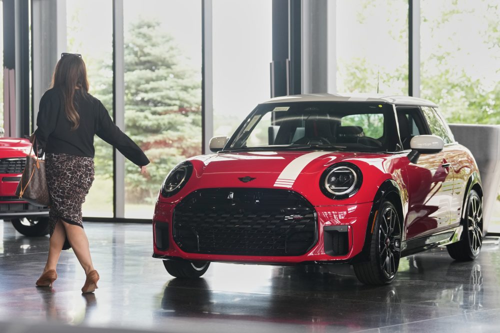 5 Smart Ways to Get More for Your Money When Buying a Car in 2026