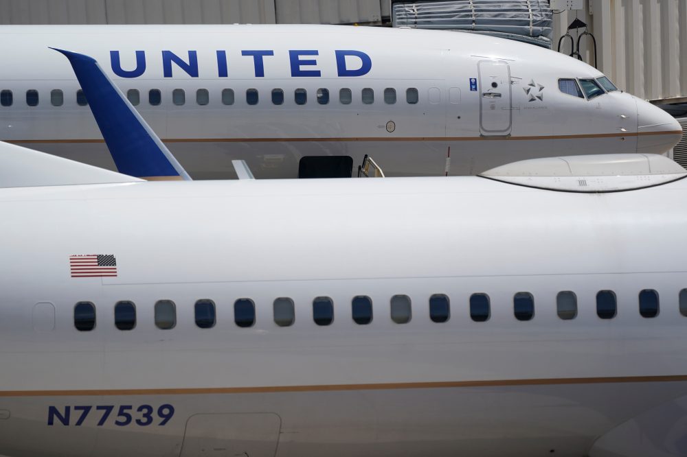 United Airlines Plans Empty Middle Seat Option on New Aircraft