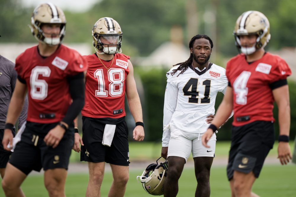 Saints RB Alvin Kamara Restructures Contract, Eyes Stay in New Orleans