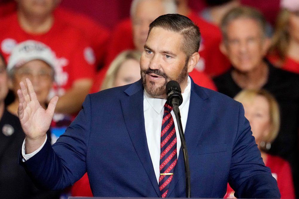 Arizona’s Maricopa County Election Officials Settle Lawsuit, Agree on Oversight Split