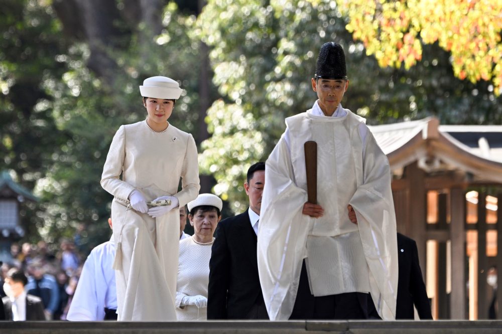 Japan’s Parliament Moves to Lock In Male-Only Imperial Succession