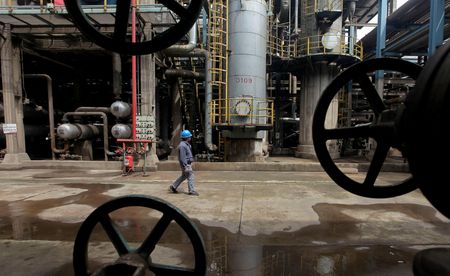 China’s Oil Imports Collapse During Iran War — Will They Bounce Back?