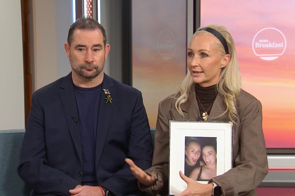 Families Outraged Over Expected Charges in Laos Tainted Alcohol Deaths