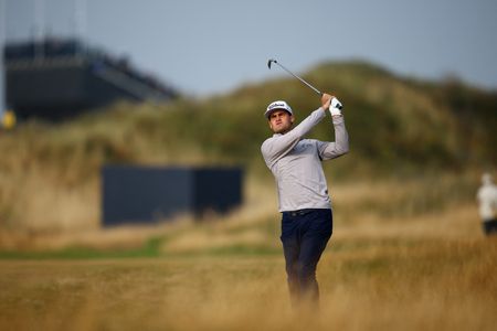 Australia’s Lucas Herbert Surges to Top of British Open Leaderboard