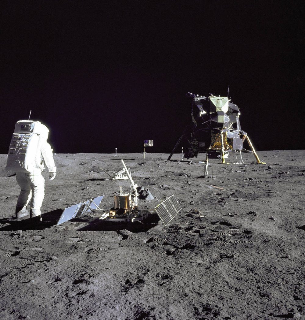 NASA’s Apollo Lunar Lander: The Machine That Put Men on the Moon