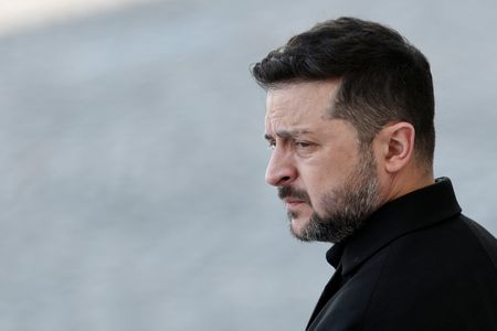 Zelenskiy Moves to Mend Ties with Poland Over WWII Military Honor Dispute