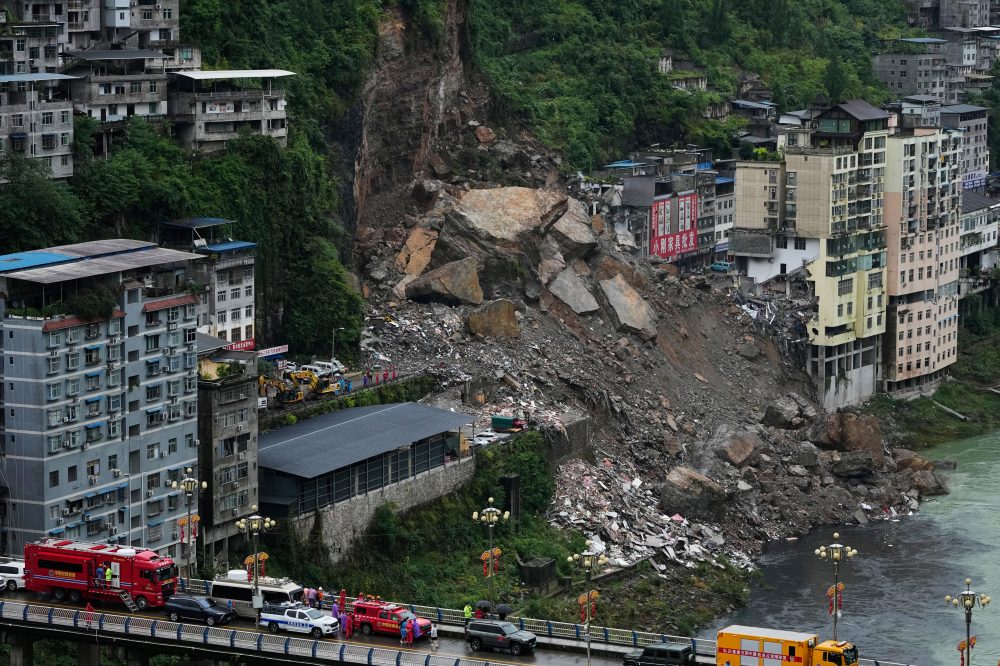 Deadly Landslide in China Leaves 34 Missing as Rescuers Battle Rain