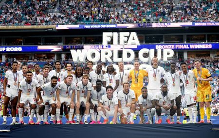 England Top France 6-4 in Wild 10-Goal Thriller to Claim World Cup Third Place