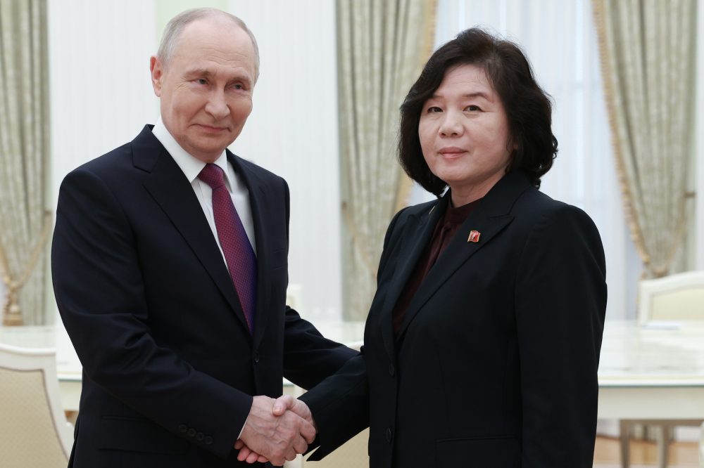 Putin Thanks North Korea for War Support in High-Level Kremlin Meeting