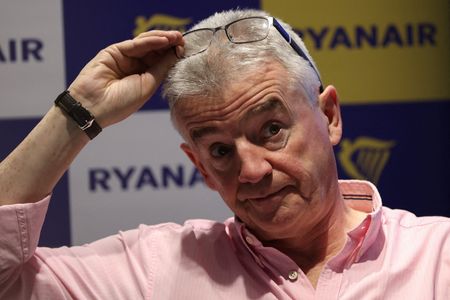 Ryanair CEO: Foreign Object May Have Caused Boeing Window Blowout Incident