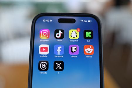 France Moves to Ban Social Media Access for Children Under 15