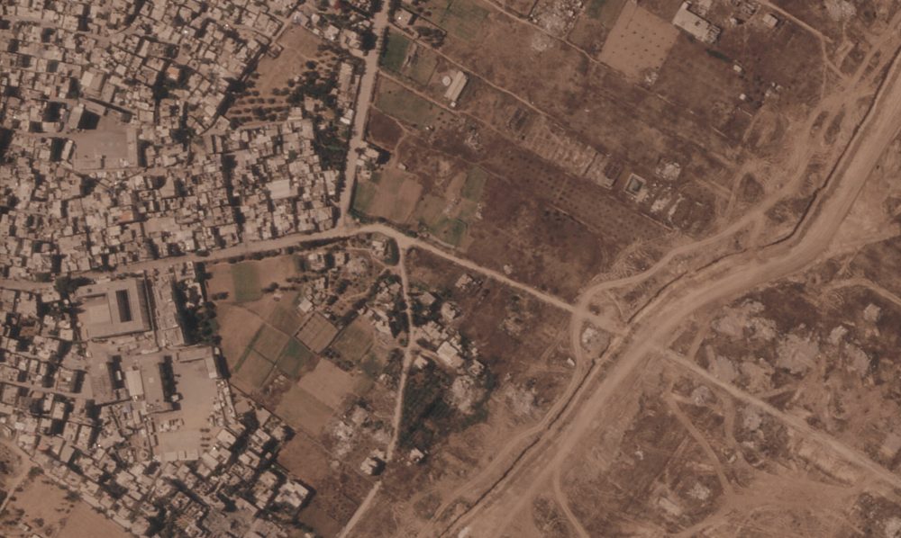 Israel Constructs Massive Earth Barrier Dividing Gaza Territory