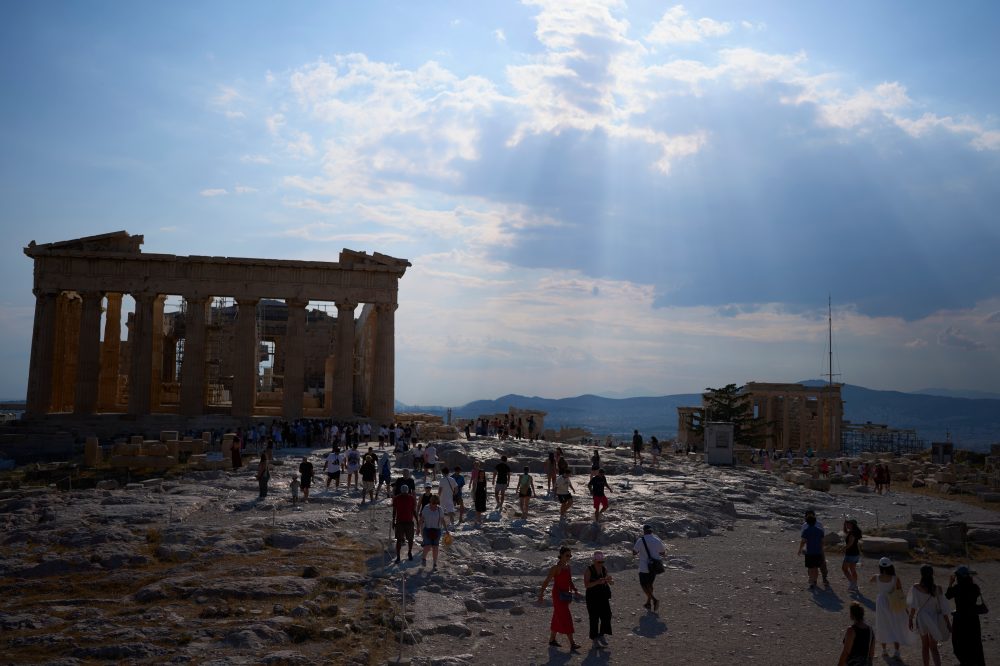 Two Greek American Tourists Stabbed Near Athens’ Acropolis