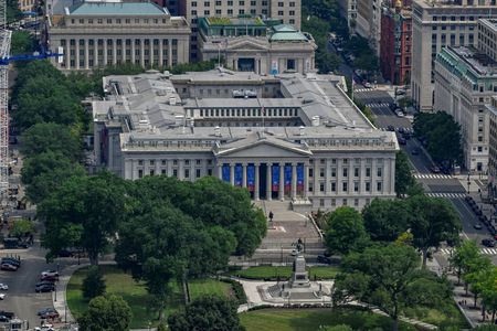 US Treasury Warns Wall Street Tax Strategies May Be ‘Too Good to Be True’