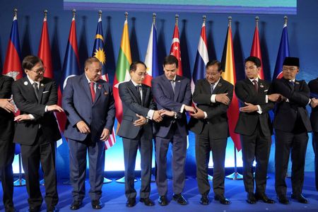 Rubio Meets China’s Top Diplomat in Manila Amid Tensions Over South China Sea