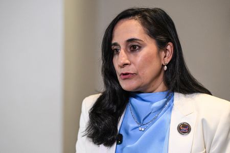 Canada Calls for Middle East Ceasefire, Flags South China Sea Tensions
