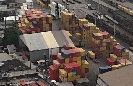 New 25% US Tariff Takes Aim at Billions in Brazilian Exports