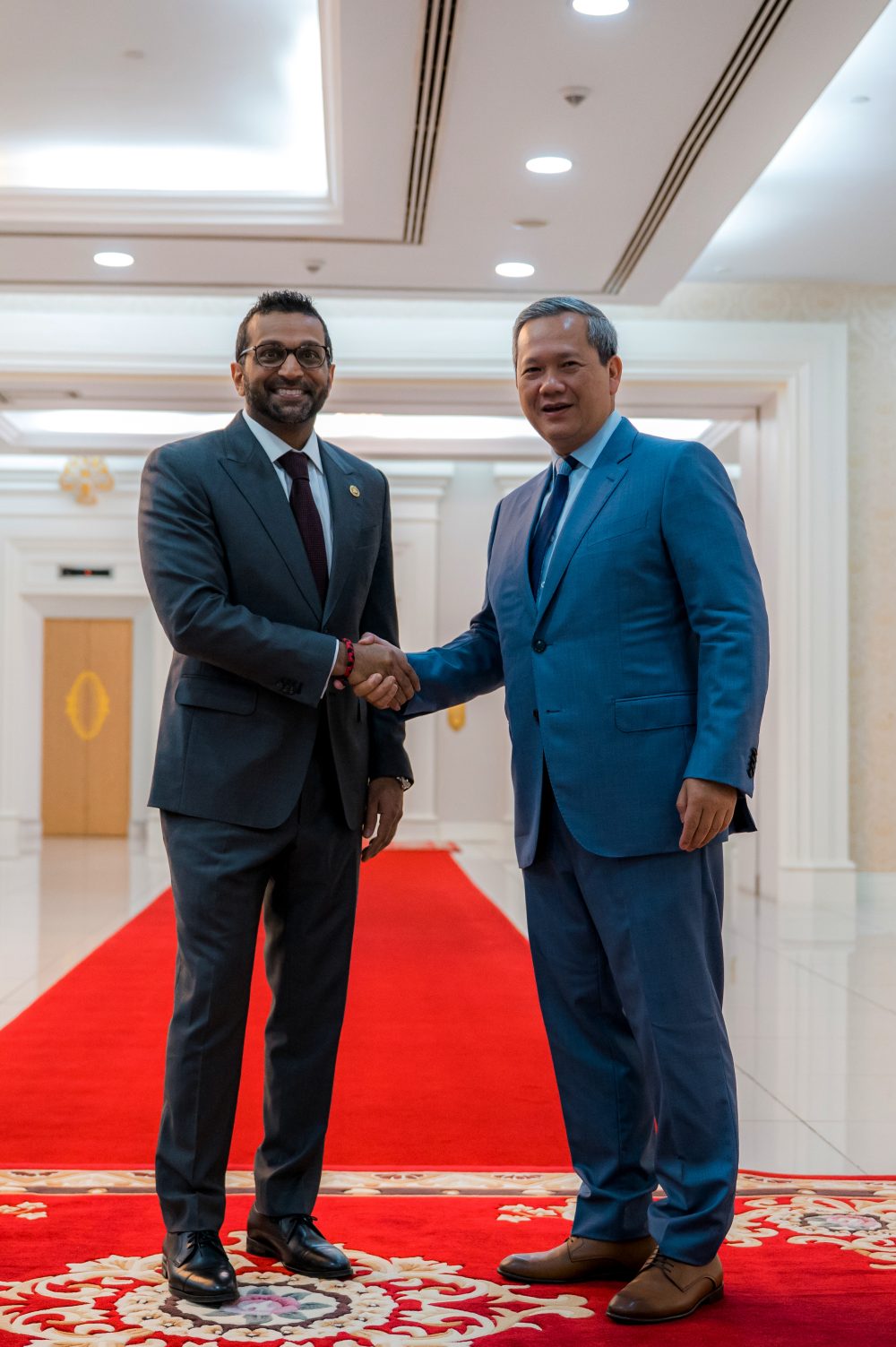 FBI Director Meets With Cambodian Leader to Fight Billion-Dollar Online Scam Networks