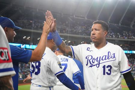 Salvador Perez Ties George Brett’s All-Time Royals Home Run Record at 317