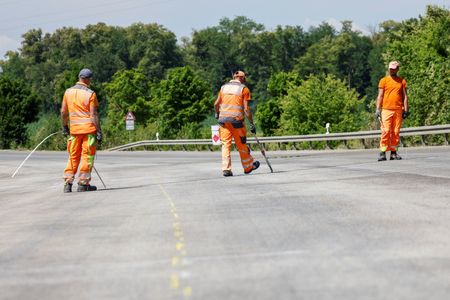 EU Immigrant Employment Hits Record High, But Gaps Remain