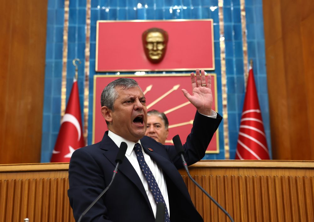 Ousted Turkish Opposition Leader Launches ‘New Party’ to Take on Erdogan