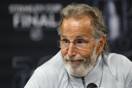 Tortorella Says He Wants to Keep Coaching After Vegas Parts Ways With Him