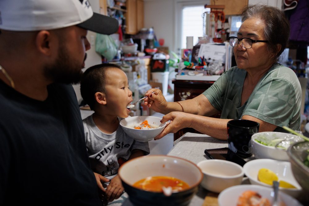 Grocery Bills Keep Climbing: How Americans Are Changing the Way They Shop