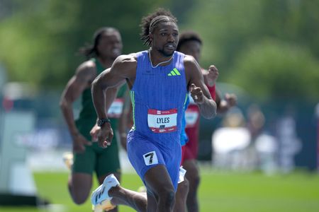 Noah Lyles Shakes Off Injury Scare After Cramping Out of 200m Final