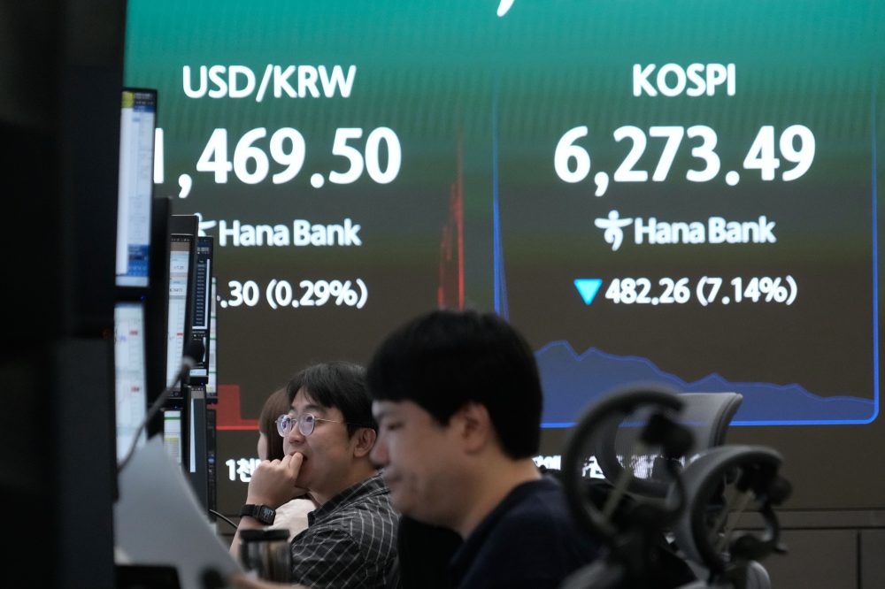 South Korea’s Kospi Index Tumbles Over 10% as Chipmaking Stocks Sell Off