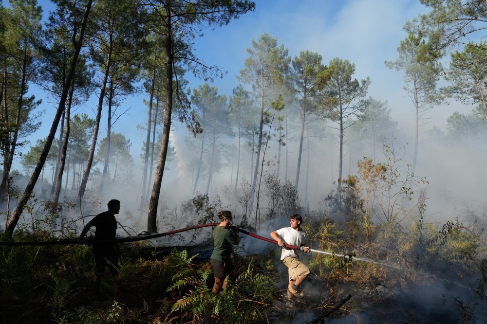France Wildfire Holds Steady Overnight But Rising Heat Poses New Threat