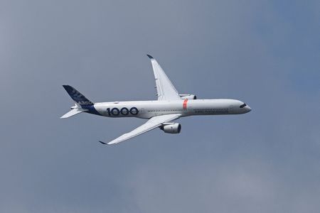 Airbus A350 Completes 24-Hour Nonstop Test Flight from Australia to France