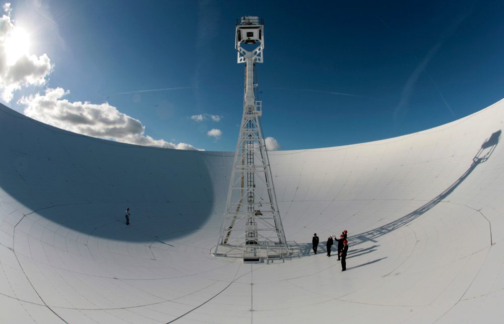 Iconic UK Radio Telescope Faces Shutdown After Government Pulls Funding